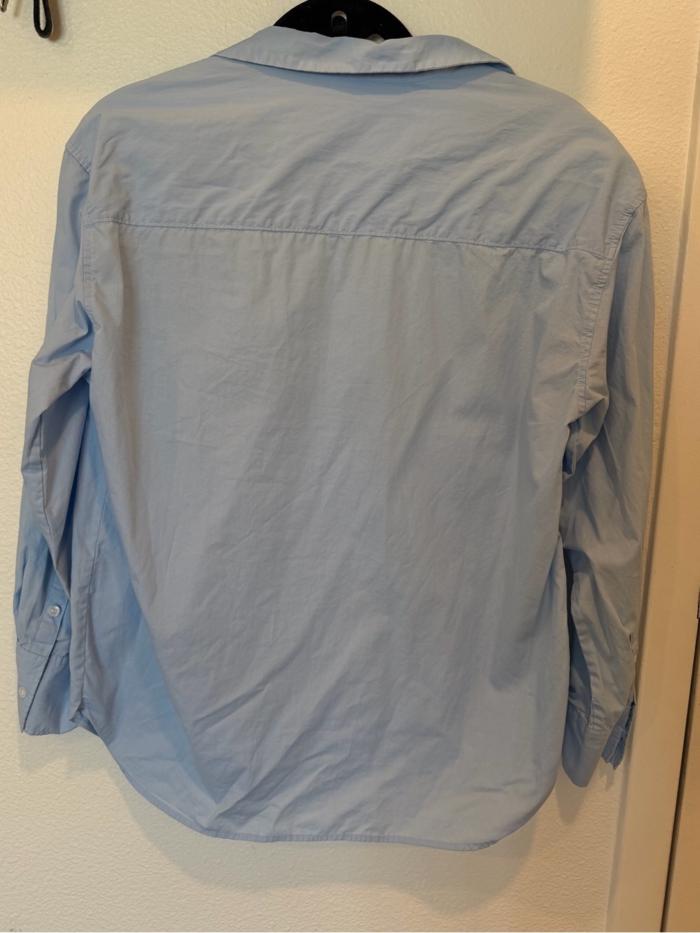 Light Blue H&M button-up shirt - Picture 4 of 4